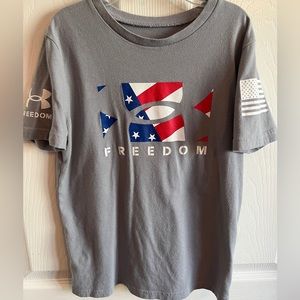 Boys Youth Medium shirt under Armour